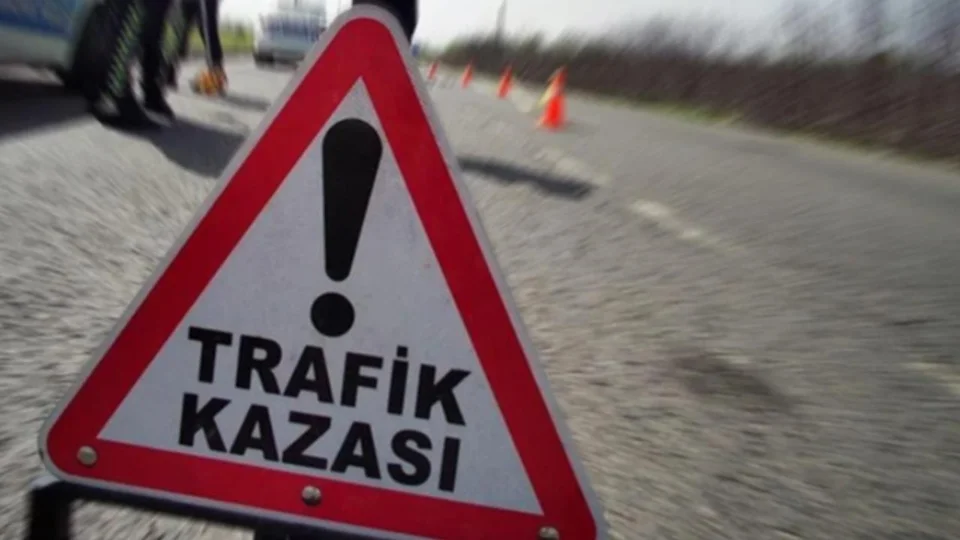 Tarsus'ta 2 Yaşındaki Çocuk, Oynarken Otomobil Altında Kaldı, Kurtarılamadı