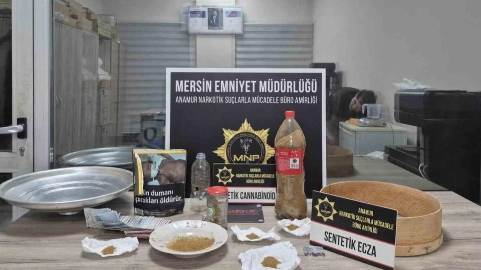Anamur'da Uyuşturucu Operasyonu: Bonzai ve Sentetik Ecza Haplarıyla Yakalanan 2 Şüpheli Tutuklandı