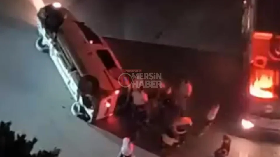 Kontrolden Çıktı, Devrildi, Yan Yattı! Çiftlikköy'de Gece Kazası