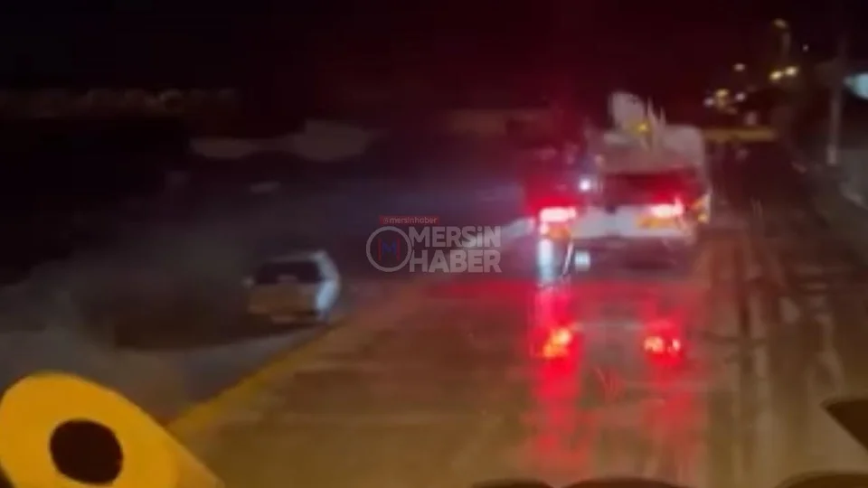 Tarsus’ta Araç Sulama Kanalına Uçtu!