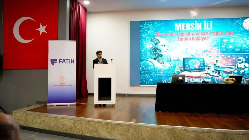 Mersin’de Eğitimde Yapay Zekâ Dönemi: İlk Eğitim Din Kültürü Öğretmenlerine Verildi