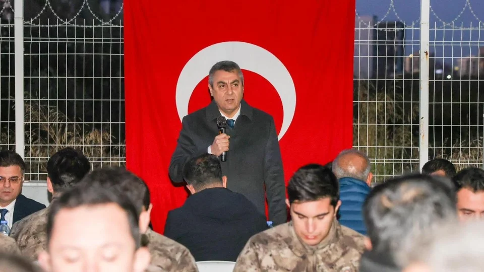 Vali Toros, Şehit Mustafa Karapınar'ın Ailesi ve Özel Harekat Personeliyle İftarda Biraraya Geldi