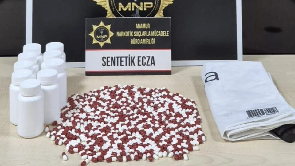 Anamur'da 489 Sentetik Ecza Hapıyla Yakalanan Şüpheli Tutuklandı