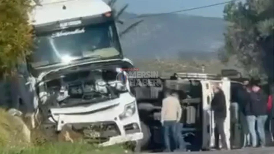 Aydıncık Yenikaş Civarında Kaza: TIR İle Kamyon Çarpıştı!