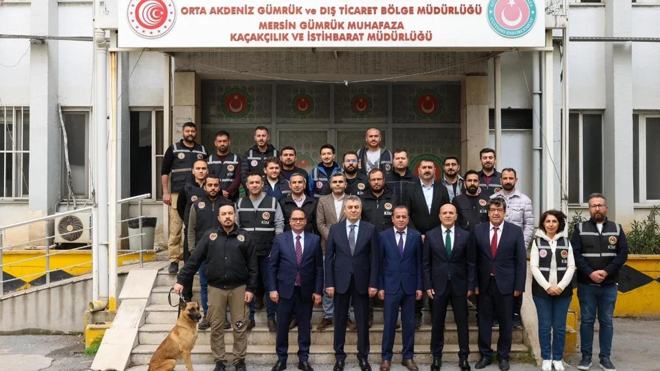 Mersin Limanı’nda 19 Kilo Kokain Ele Geçirildi: Vali Toros Ekibi Tebrik Etti