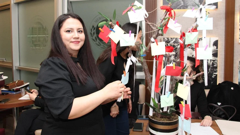 Mersin Barosu’ndan Çocuklara " Dilek Ağacı" Sürprizi