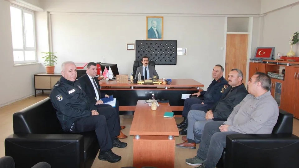 Bozyazı’da Okul Güvenliği Toplantısı