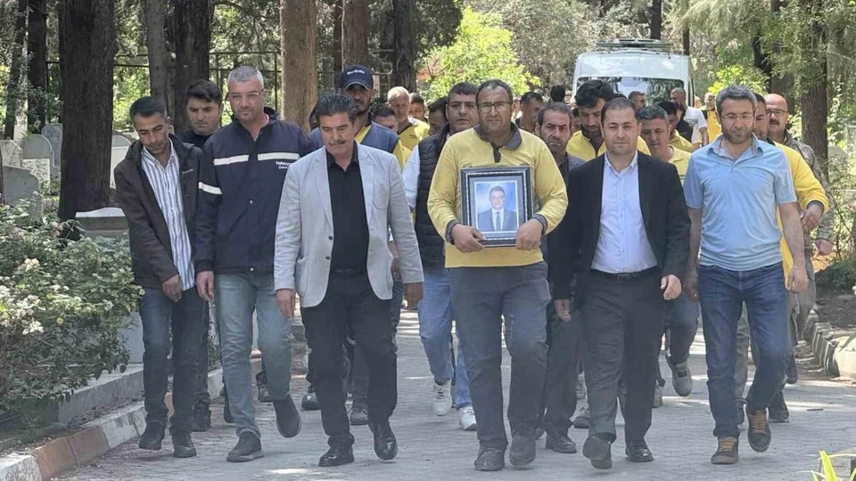 "Kardeşim İntihar Etmez, Ölüme Zorlandı": Tarsus’ta 3 Günlük Evli Genç Irmakta Ölü Bulundu, Ailesi "Cinayet" Dedi!