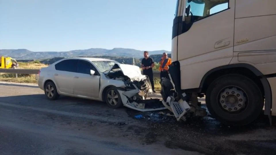 Mut - Silifke Yolunda Feci Kaza: Anne ve Kızı Öldü, Baba Ağır Yaralı