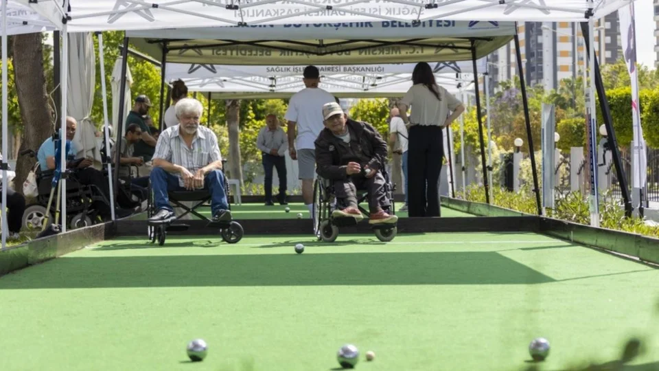 Mersin Engelsiz Yaşam Parkı’nda Bocce Şenliği: Engelli Sporcular Yarıştı