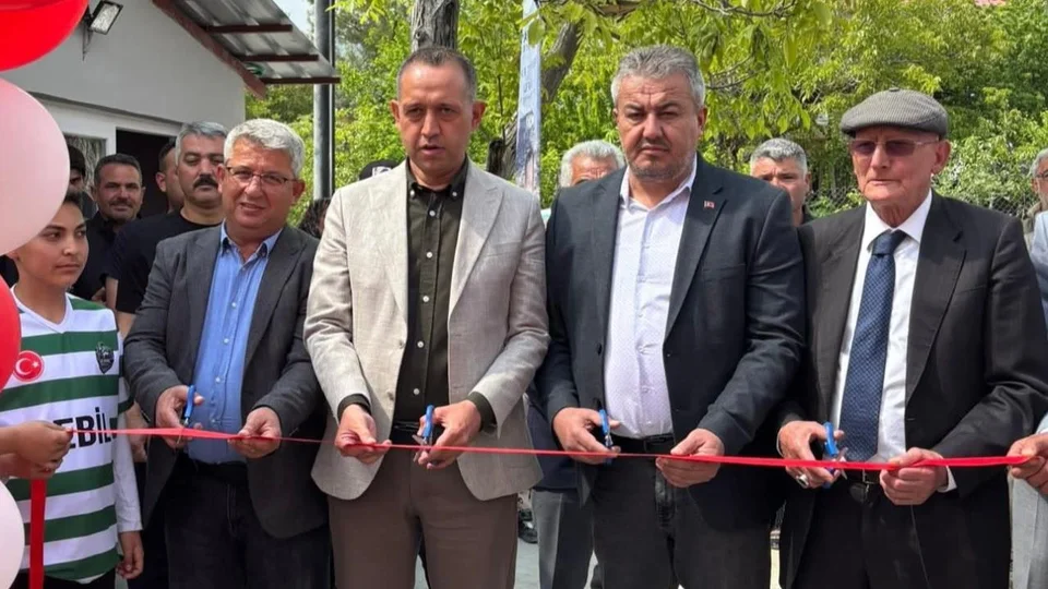 Çamlıyayla Belediyesi Sebil Mahallesi Halı Saha Yaptırdı