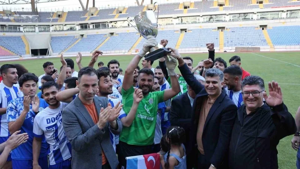 Akdeniz Belediye Spor Uzatmalarda 2-1’lik Zaferle B.A.L'a Yükseldi!