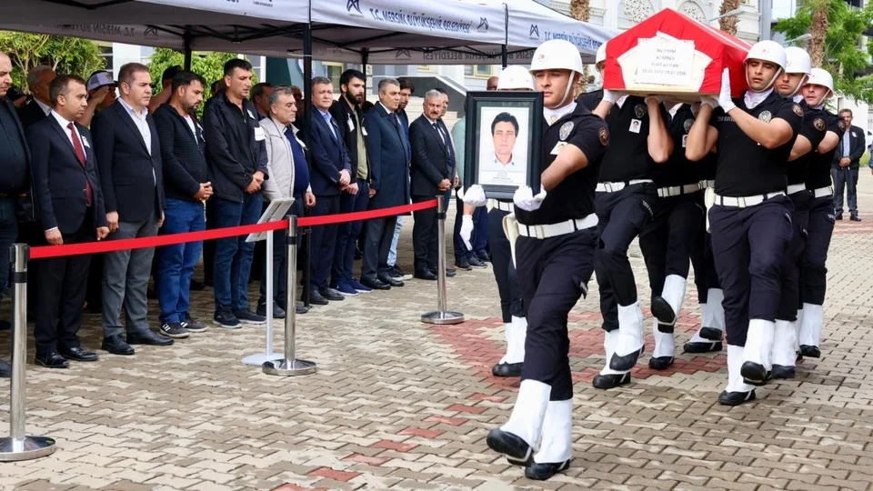 Mersin Emniyetinin Acı Günü: Komiser Ferit Arslan Dualarla Uğurlandı