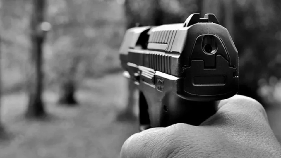 Huzurkent’te Tarlada Cinayet: Yabancı Uyruklu Şahıs Tabancayla Öldürüldü