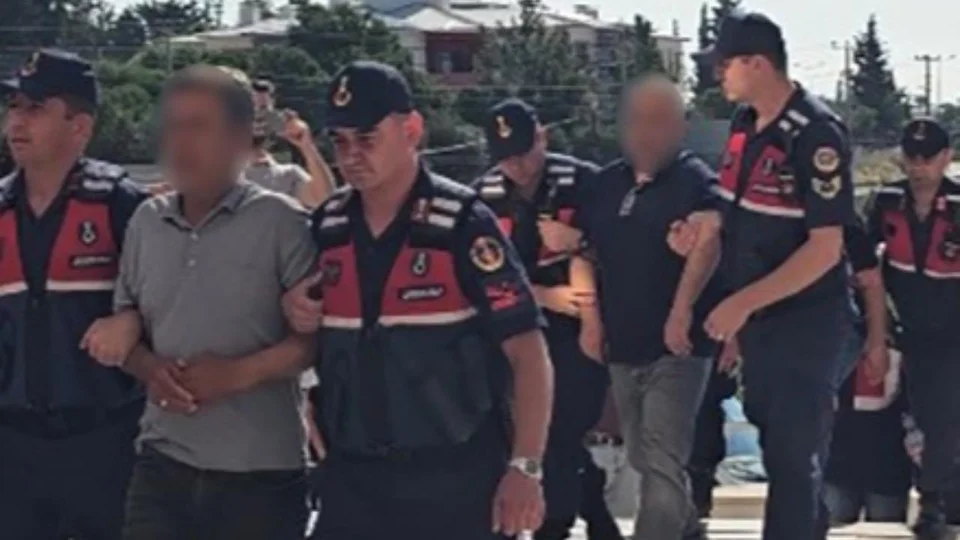 Silifke Belediye Başkanı Mustafa Turgut ve 19 Şüpheli Adliyeye Sevk Edildi