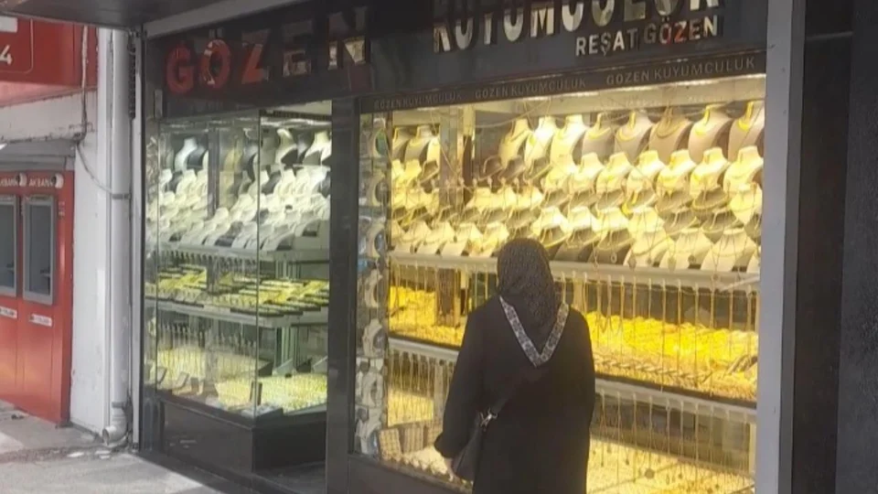 Tarsus'ta Kuyumcular Cumartesi Günleri Artık Kapalı Olacak