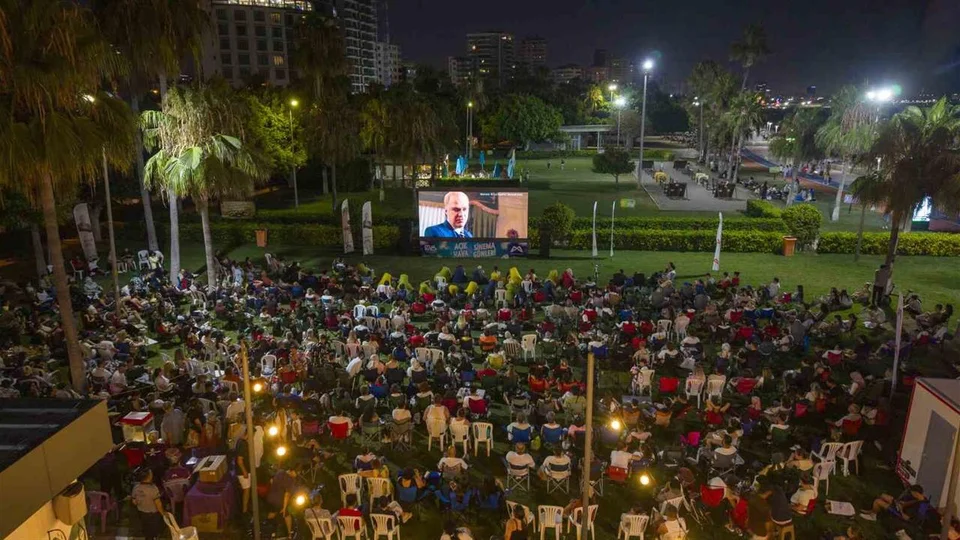 Mersin’de Yıldızlar Altında Sinema Keyfi Başladı!