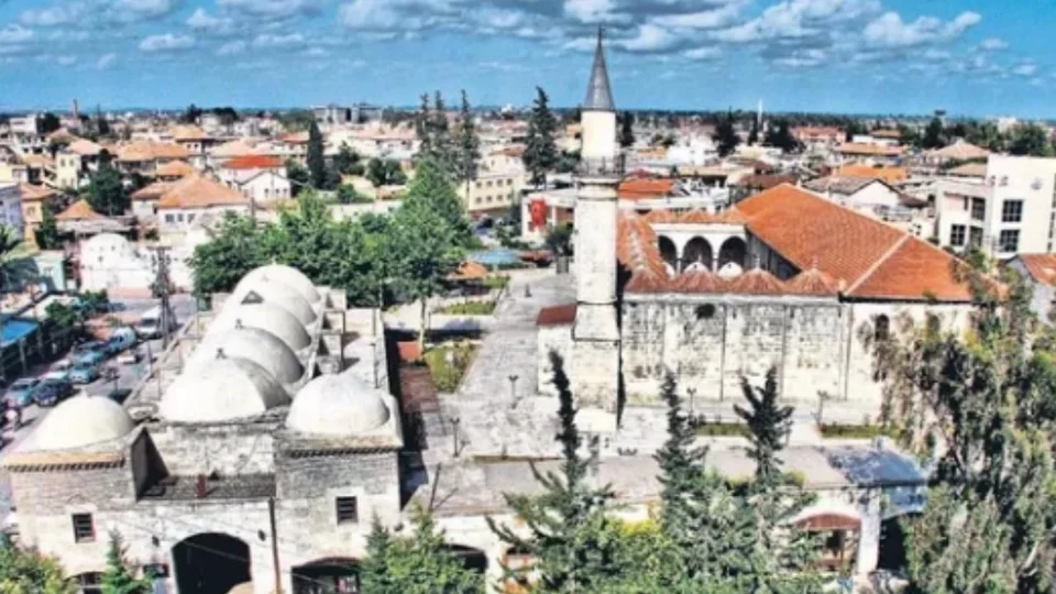 Tarsus’ta Binaların Çatıları "Yeşil"e Dönüşüyor: Karbon Salınımına Çatı Engeli!