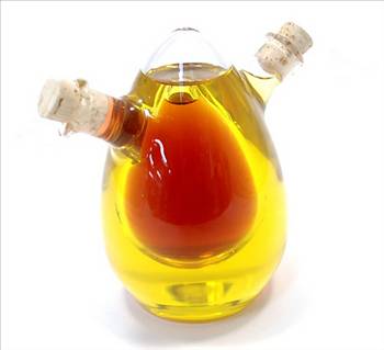 Sirke Dolu Kab İle Sinekten Korunun