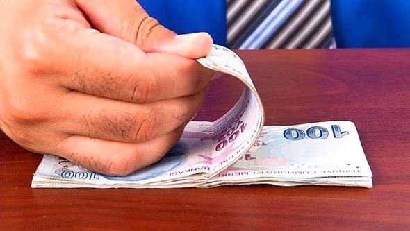 Kredi evraklarını kontrol etmeden imzalamak