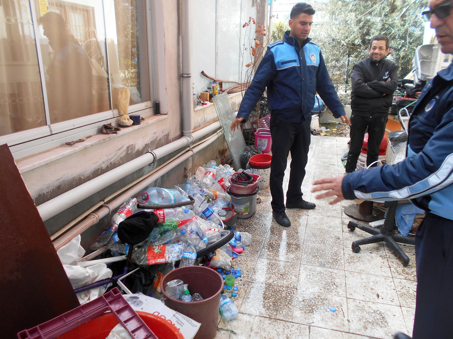 Zabıtasından Çöp Ev Operasyonu