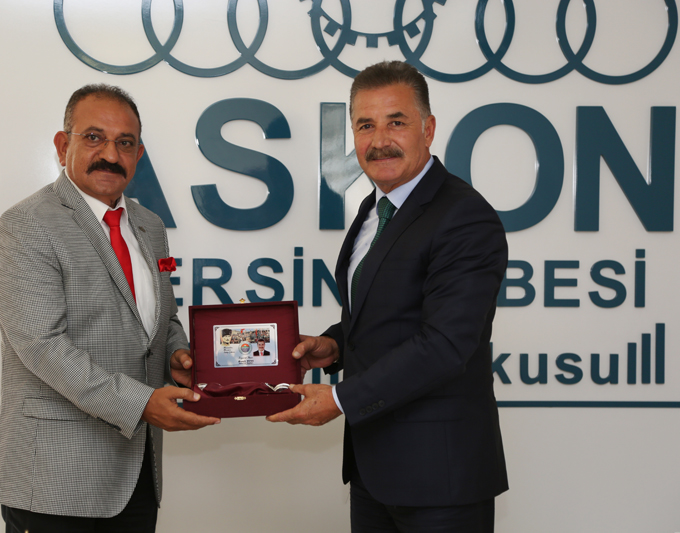Anadolu Aslanları İşadamları Derneği (ASKON) Mersin Şubesi Ziyareti. Başktan Tuna ve Başkan Arslan