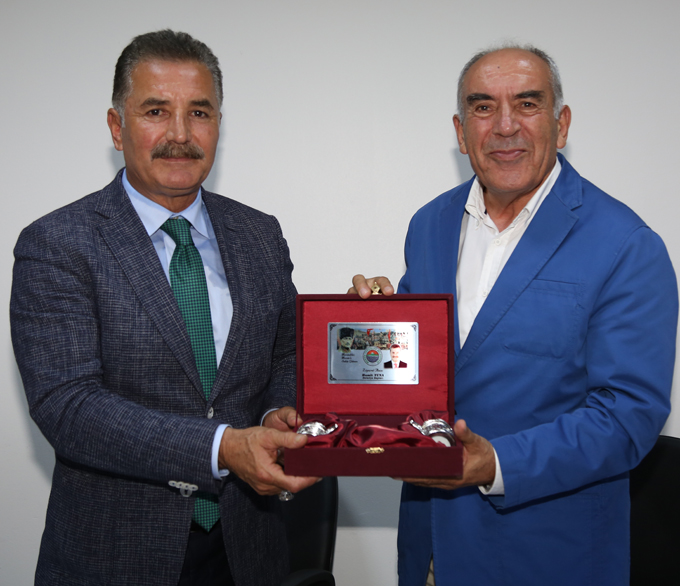 Başkan Hamit Tuna'dan Cem Evini Ziyareti