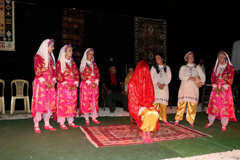 Çocukların büyük bir kısmı tiyatroyu ilk kez görüyor