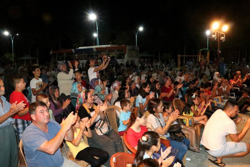 30 mahallede binlerce vatandaşla tiyatroyu buluşturacak