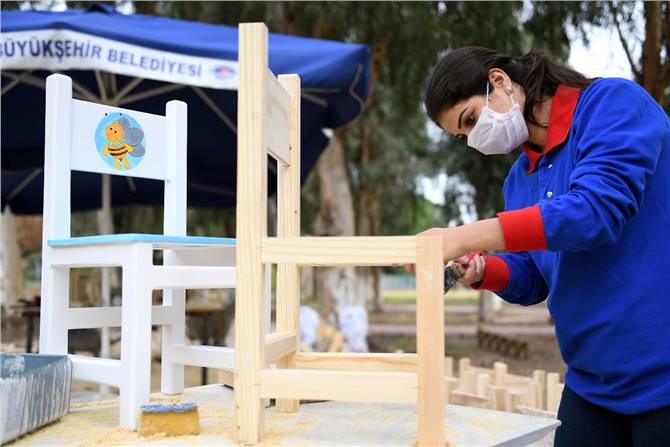 Teslime Ablaları onlar için çalışıyor