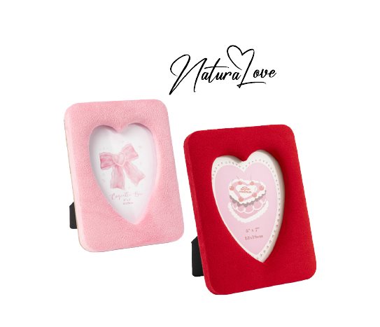 Kalp Şekilli Kadife Çerçeve