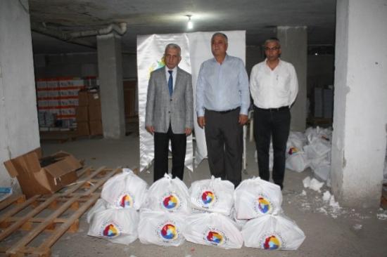 Kozan Ticaret Borsası'ndan 4 Bin Öğrenciye Kırtasiye Yardımı