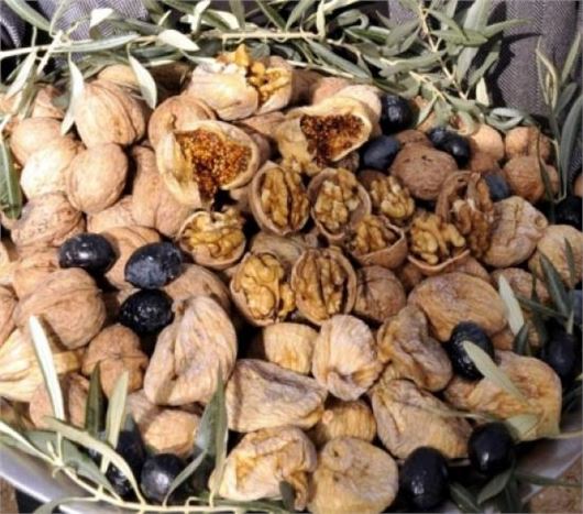 Kurutulmak İçin Bekleyen İncirleri Çaldılar