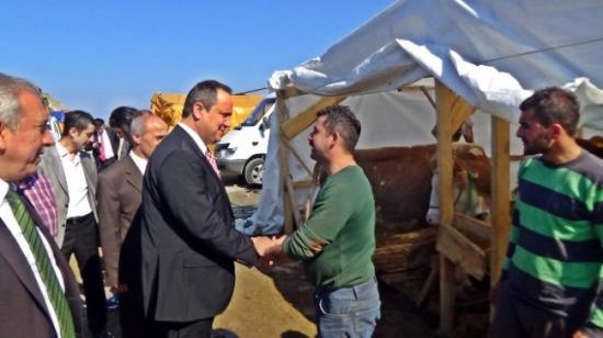 Giresun Belediye Başkanı Aksu Kurban Pazarında