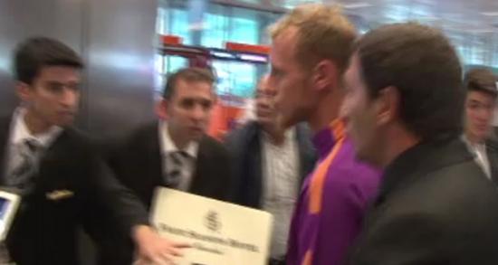 Taraftar Semih'e tepki gösterdi, ortalık karıştı!