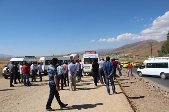 Karlıova'da Yol Kapatma Eylemi