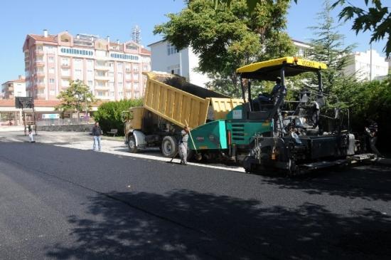 Niğde'de Okullar Asfaltlanıyor