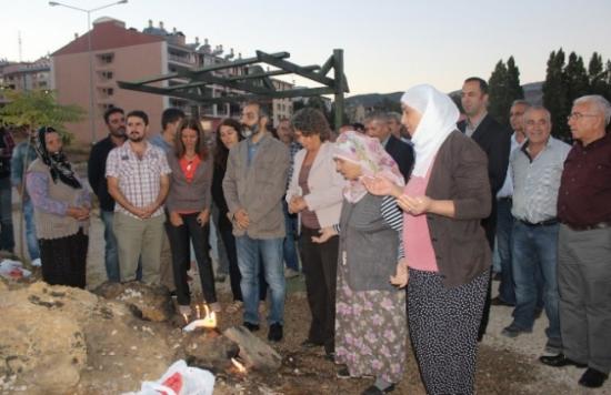 Tunceli'de Kobane İçin Mumlu Eylem