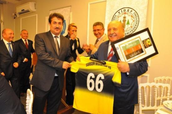 Hayırsever İş Adamı Bilal Şahin'den Sorgun Belediyespor'a 30 Bin Lira Destek