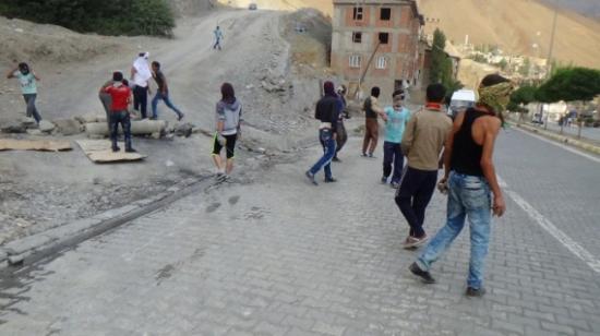 Hakkari-van Karayolunu Kapatan Gruba Müdahale