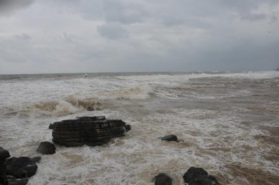 Karadeniz'de Dev Dalgalar