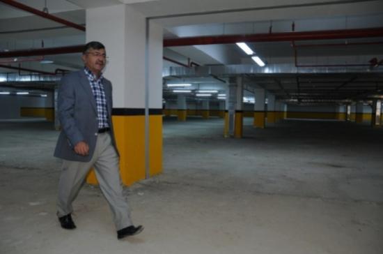 Kent Meydanı Otoparkı Açılışa Hazırlanıyor