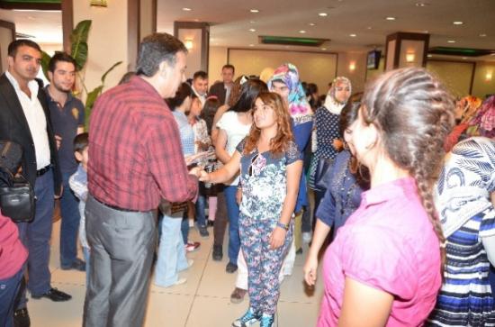 Asp İl Müdürü Zeynel Abidin Koç Çocuk Evleri Ve Edremit Sevgi Evleri Çocukları İle Yemekte Buluştu