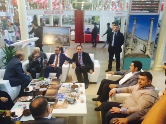 Ak Parti'li İçten Adıyaman Tanıtım Günlerini Ziyaret Etti