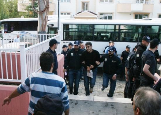 Iğdır'da Okula Molotoflu Saldırı Olayında 5 Tutuklama