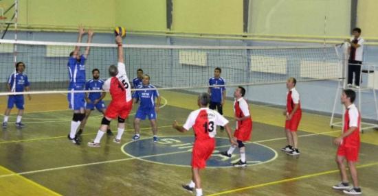 29 Ekim Voleybol Karşılaşmaları Nefesleri Kesiyor