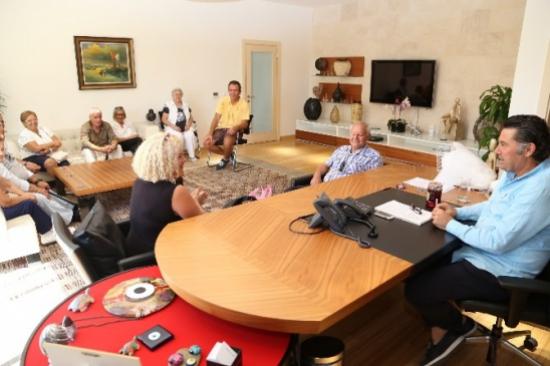 İşitme Engelliler Başkan Kocadon İle Bir Araya Geldi