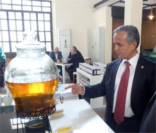 Ak Partili Yurttaş: ''kalbiniz İçin Zeytin Yağı Tüketin''