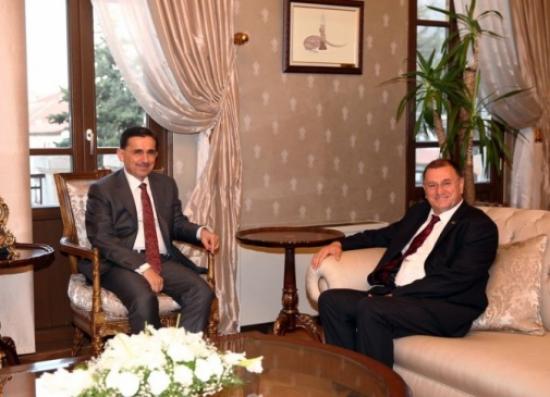 Başkan Savaş Vali Topaca'yı Ziyaret Etti