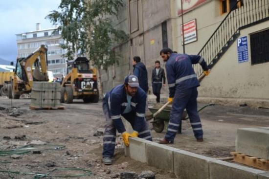 Bahçe Sokak Yenileniyor